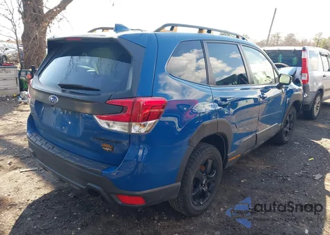 2023 Subaru Forester Wilderness из США, поврежденный, VIN JF2SKAMC5PH492129